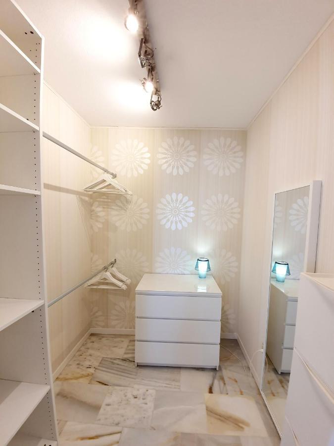 Apartamento en Torremolinos con piscina Esterno foto