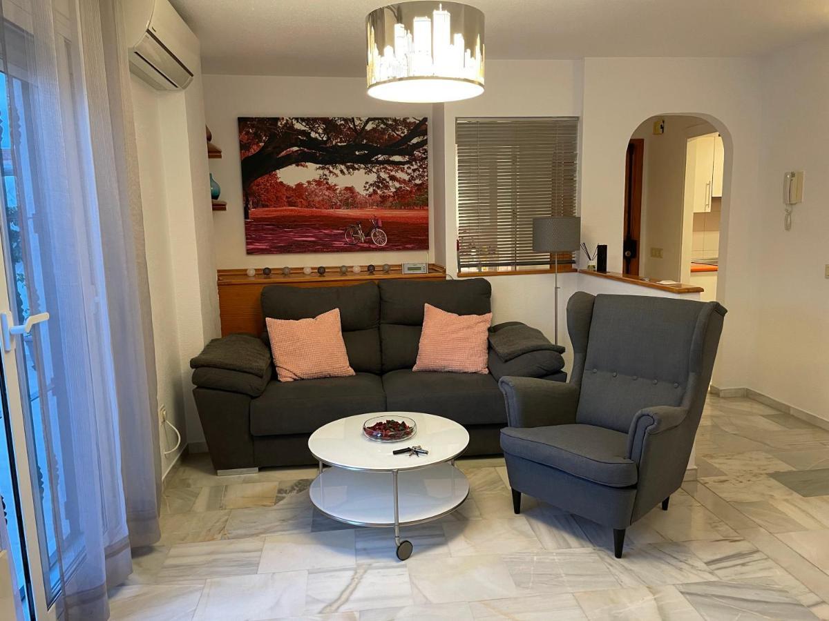 Apartamento en Torremolinos con piscina Esterno foto