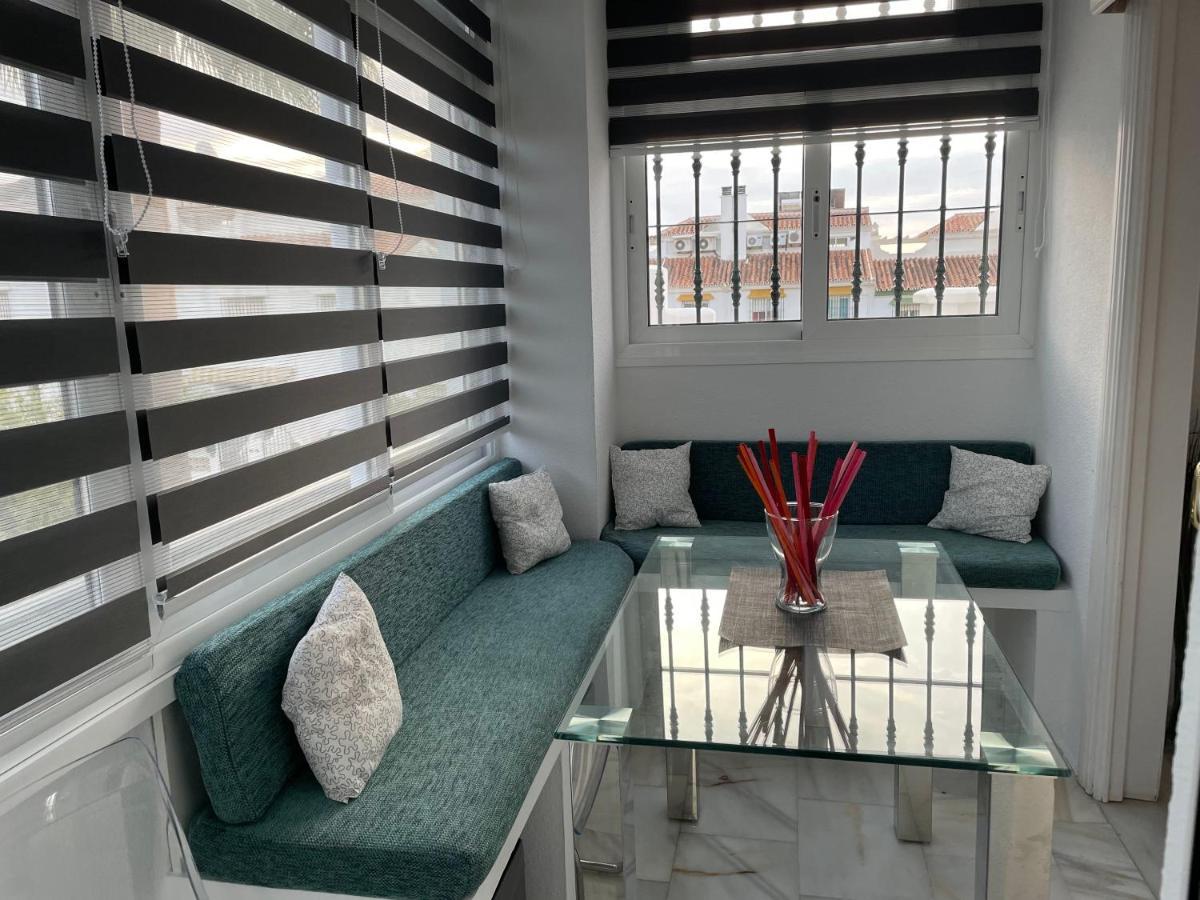 Apartamento en Torremolinos con piscina Esterno foto