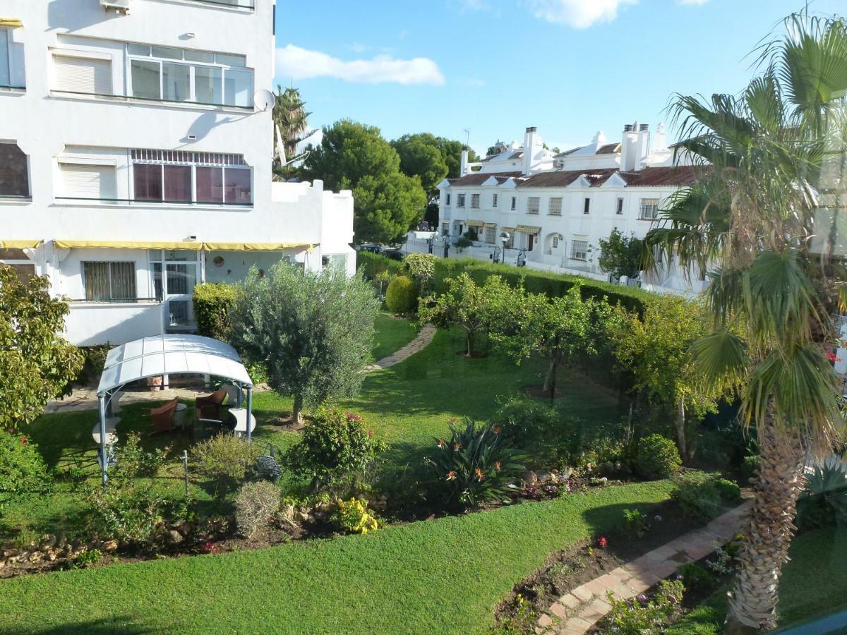 Apartamento en Torremolinos con piscina Esterno foto