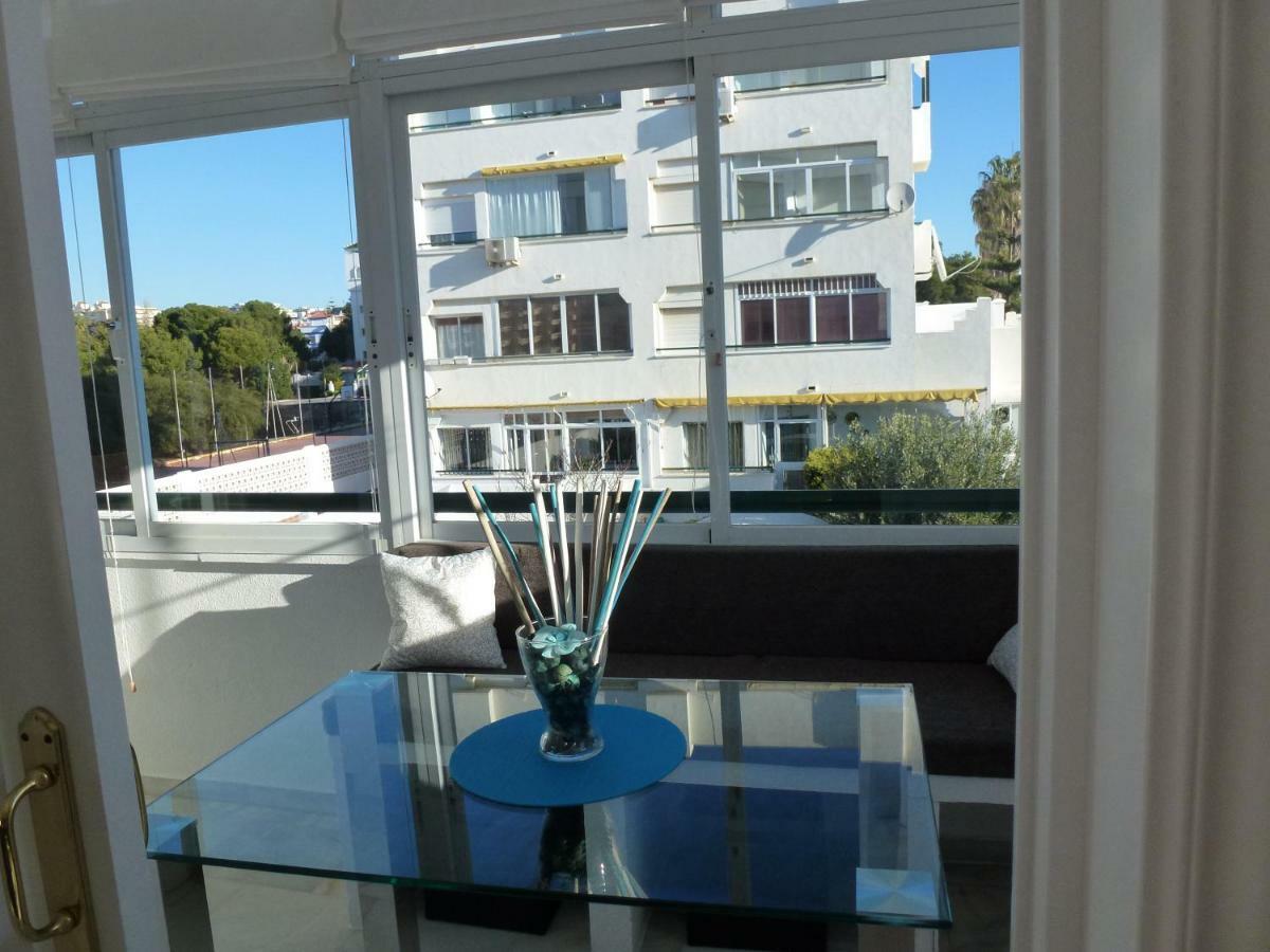 Apartamento en Torremolinos con piscina Esterno foto